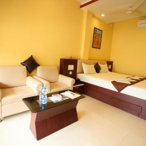 Golden View Resort And Restaurant Tajpur 外观 照片