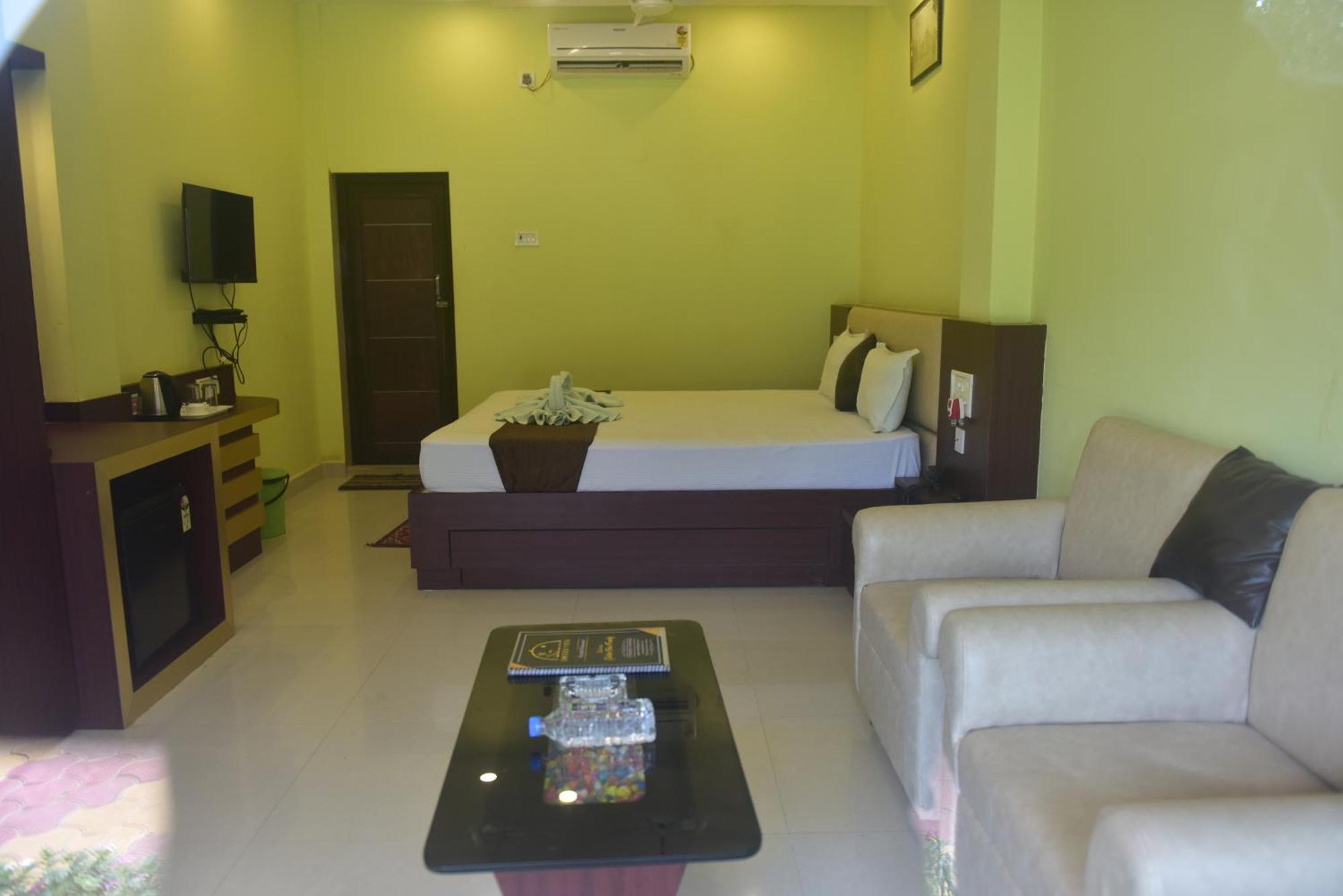 Golden View Resort And Restaurant Tajpur 外观 照片