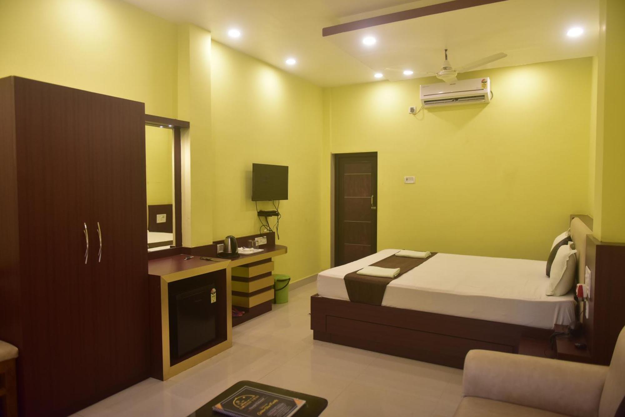 Golden View Resort And Restaurant Tajpur 外观 照片
