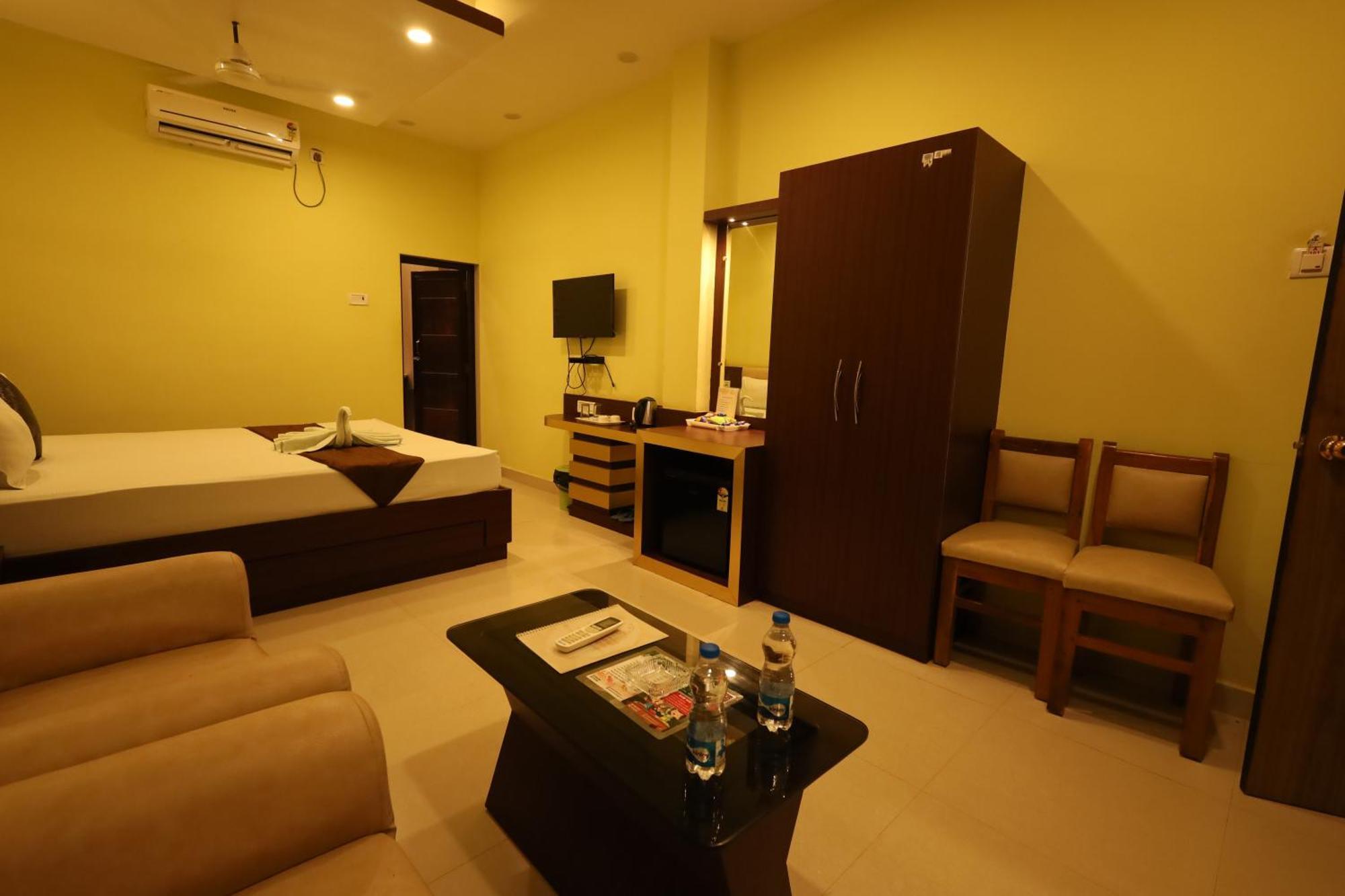 Golden View Resort And Restaurant Tajpur 外观 照片